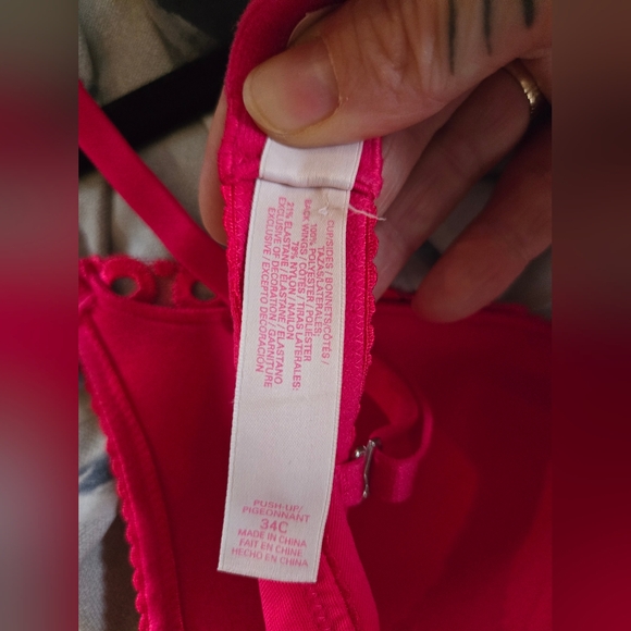 Victoria's Secret | Elegant Pink Lace Push-Up Bra, Size 34C - Picture 7 of 8